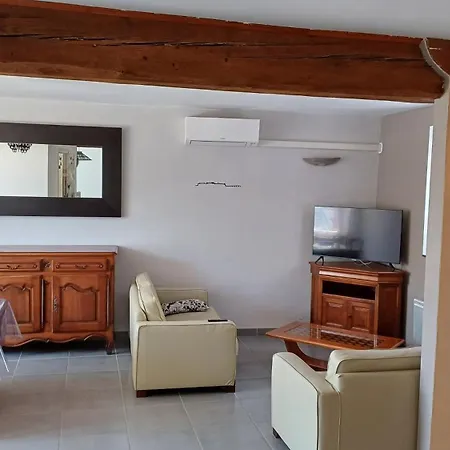 Holiday home Canta Aoussel *